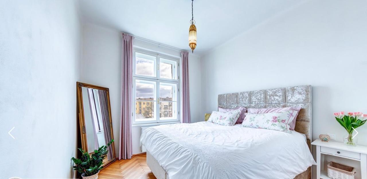 City Center Apartment Hradec Králové Exterior foto